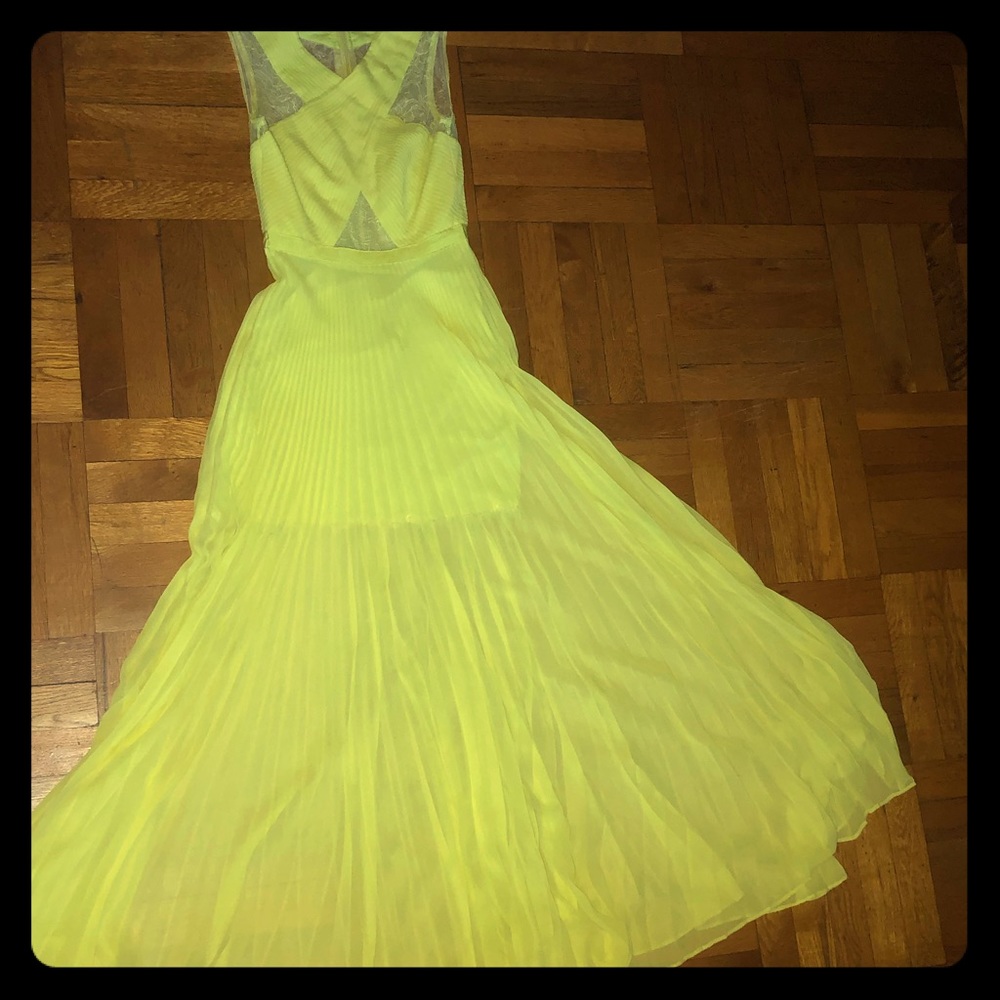 A size 02 BCBG dress worn once..will be dry clean